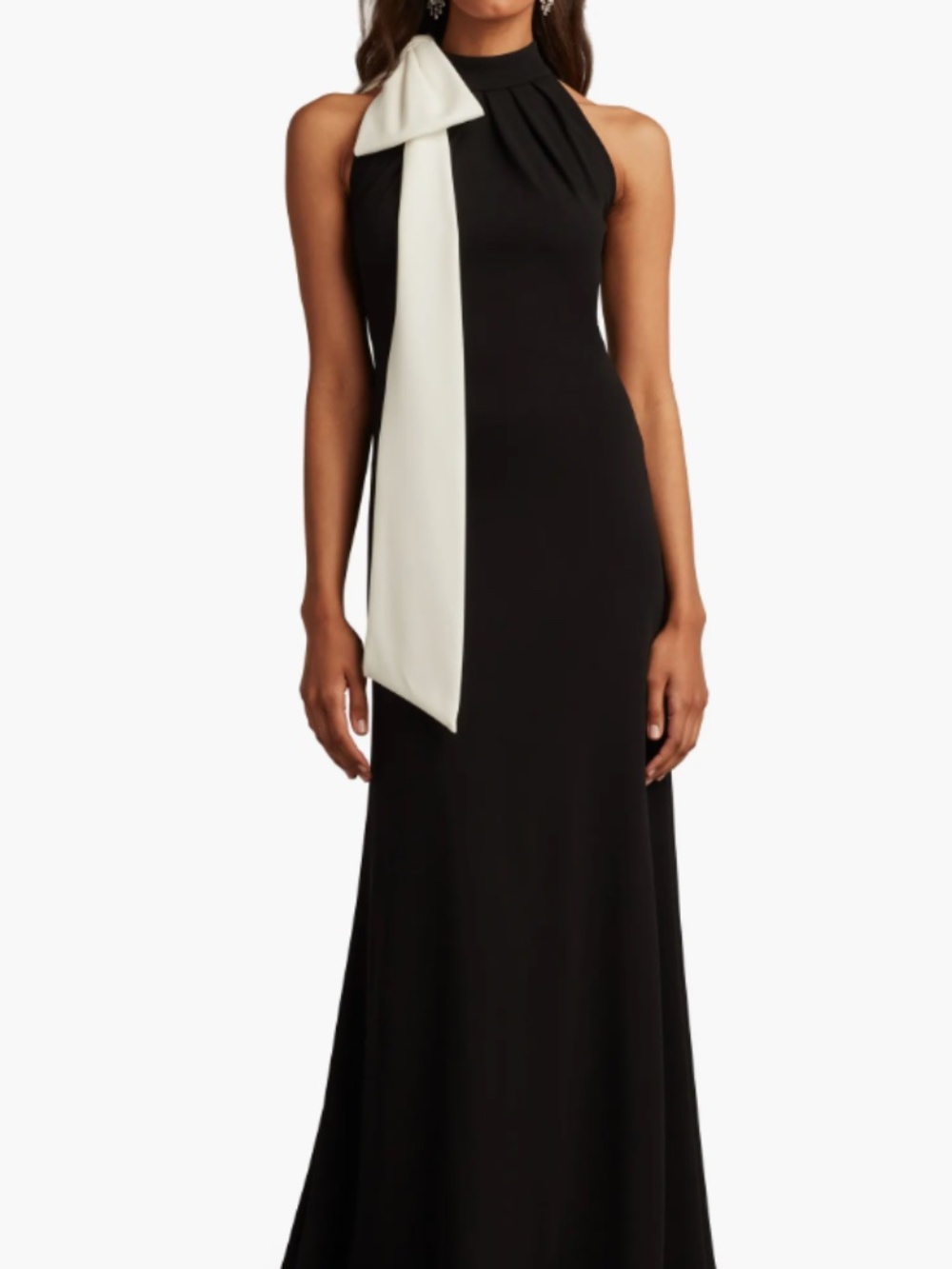 Tadashi Shoji Bow Detail Sleeveless Gown